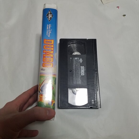 Dumbo Disney Classic Black Diamond Clamshell VHS Tape 1991 - Bundle & Save - Picture 3 of 3
